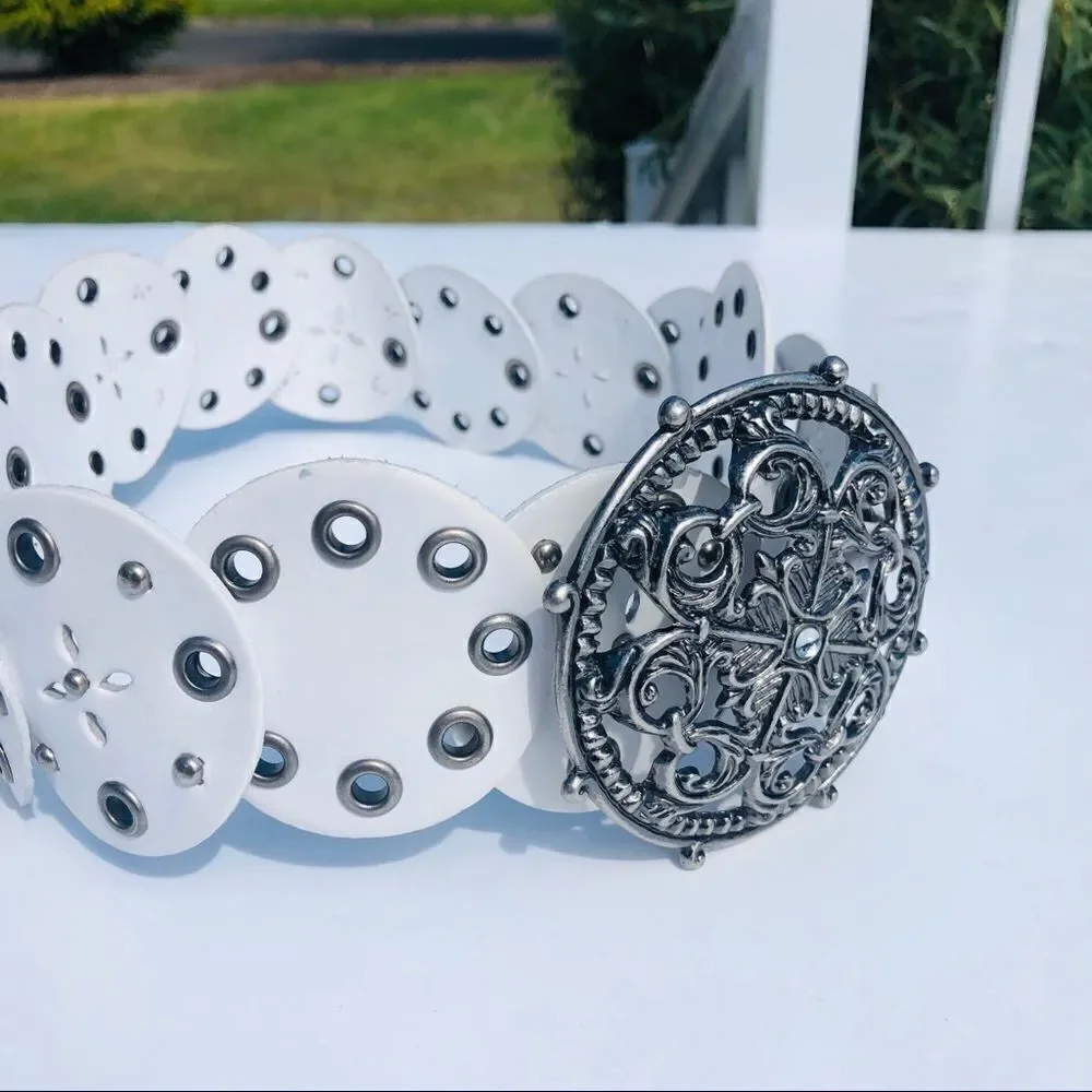 Fancy detailed wide fashion belt